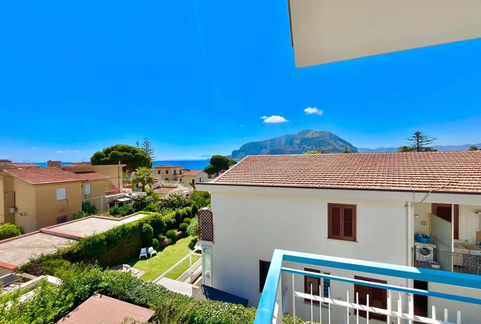 Couette-café Mongibello Rooftop Mondello